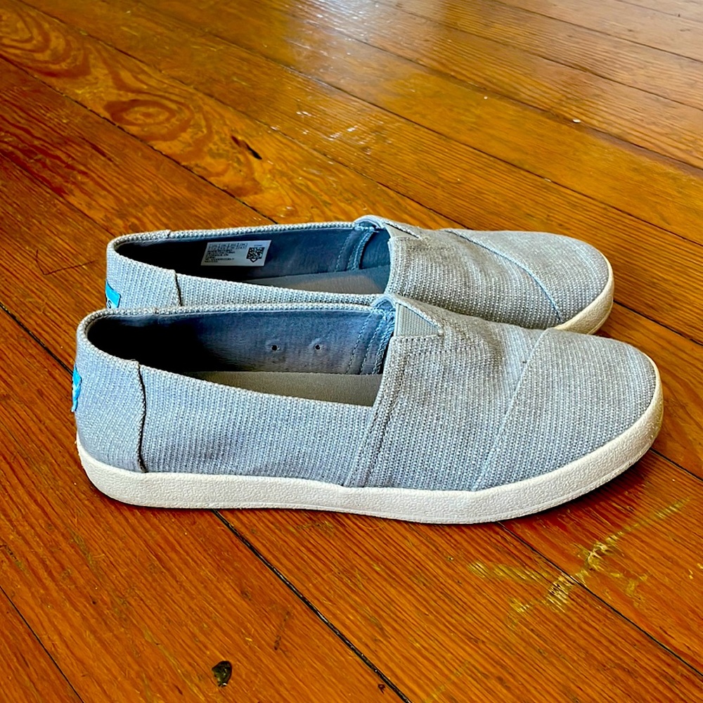 Toms